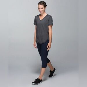 Lululemon Athletica Illumina Crop Inkwell/Rugged Blue Size 4